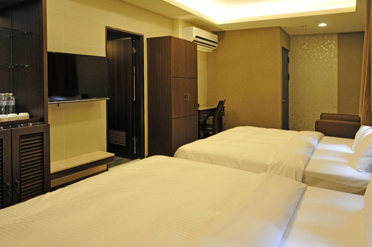 Maple Hotel Tainan Habitación foto